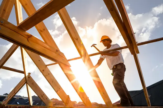 hausbau-haus-bauen-dach-dachstuhl-dachziegel-dachdecker-01